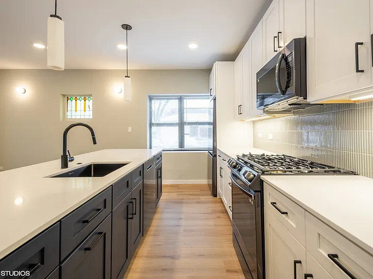 3139 N Francisco Ave #1S — Photo 6