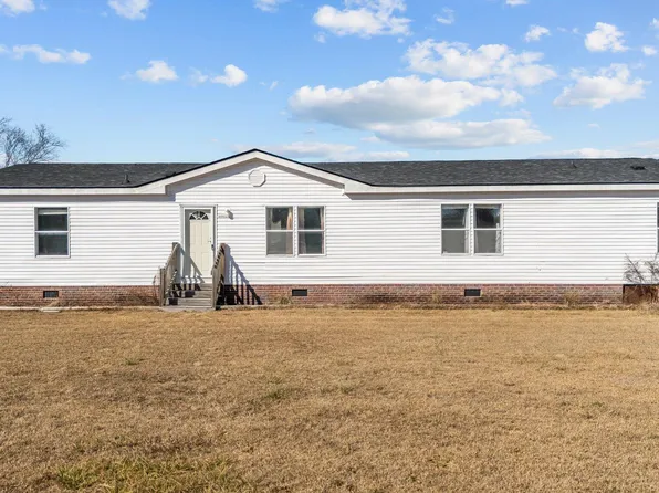 1456 British Road, Kinston, NC 28501