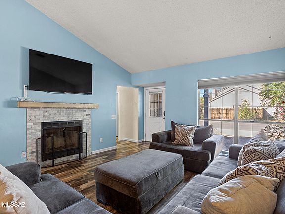 5th image of 8610 N Holly Brook Ave