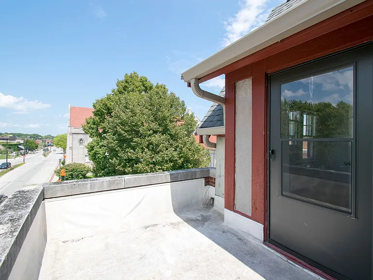 402 S Race St — Photo 10