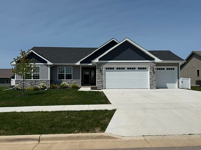 1st image of 3551 Pickard Dr