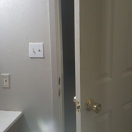 2nd image of 10001 Westpark Dr APT 91