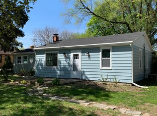 215 S Sugar Grove Pkwy, Sugar Grove, IL 60554