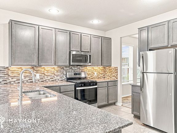 4th image of 11307 Huntcrest Ln