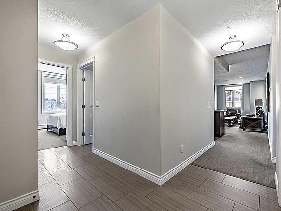 5th image of 39 N Quarry Gate SE #204