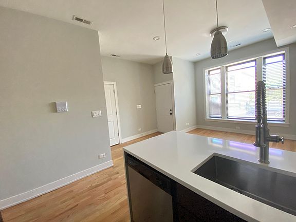3rd image of 2819 W 25th St #1