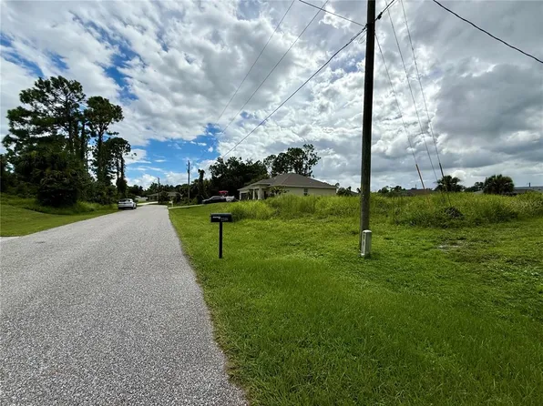 Namiot Cir Lot 13, North Pt, FL 34288