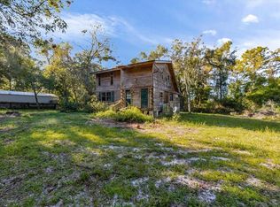 9510 E Oak Ct, Floral City, FL 34436