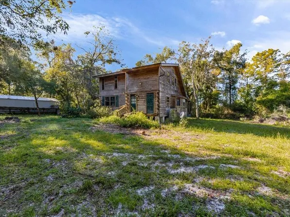 9510 E Oak Ct, Floral City, FL 34436