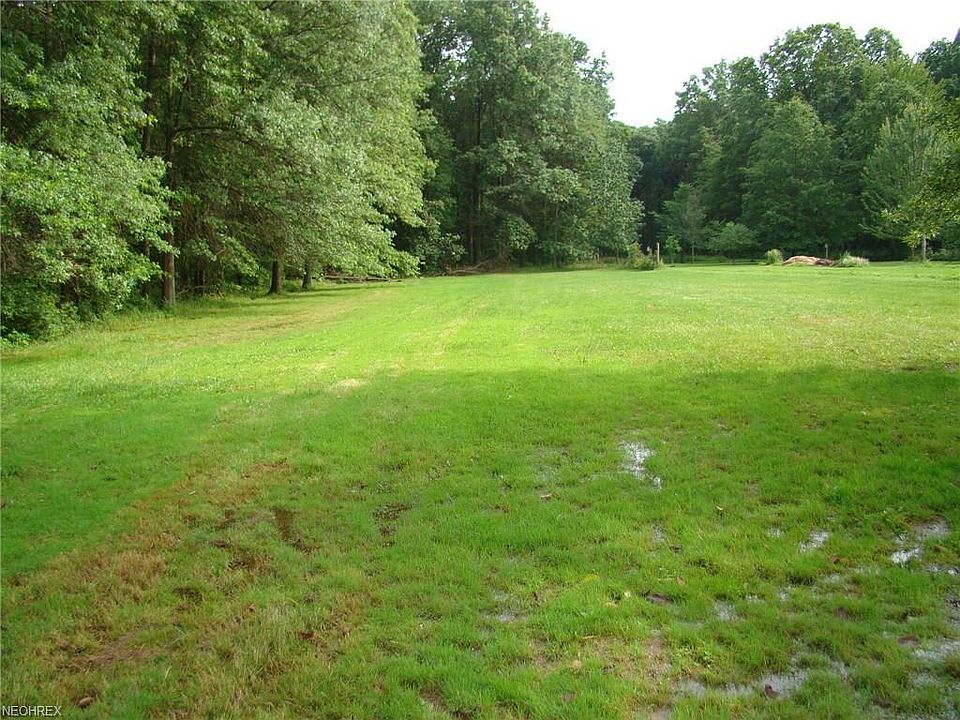 2nd image of 15414 Darrow Rd