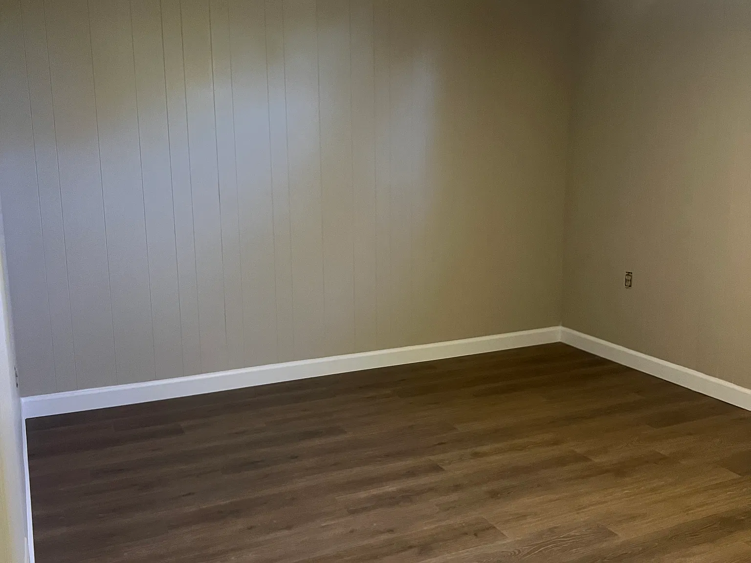 Fairway Dr, Columbia — Photo 2