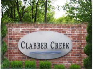 2593 N Brush Creek Dr, Fayetteville, AR 72704