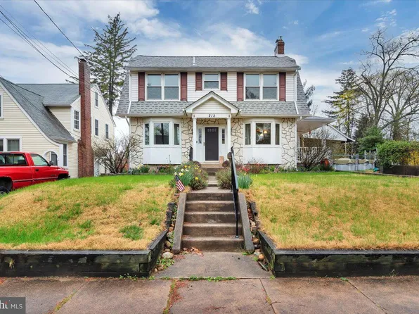212 Oakford Ave, Delanco, NJ 08075