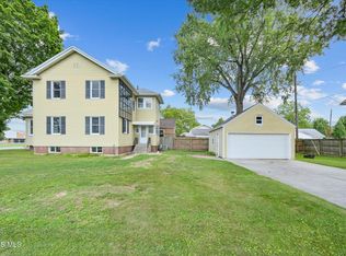 3004 Starr Ave, Oregon, OH 43616