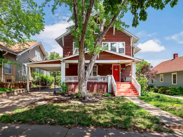 429 NE 8th St, Abilene, KS 67410