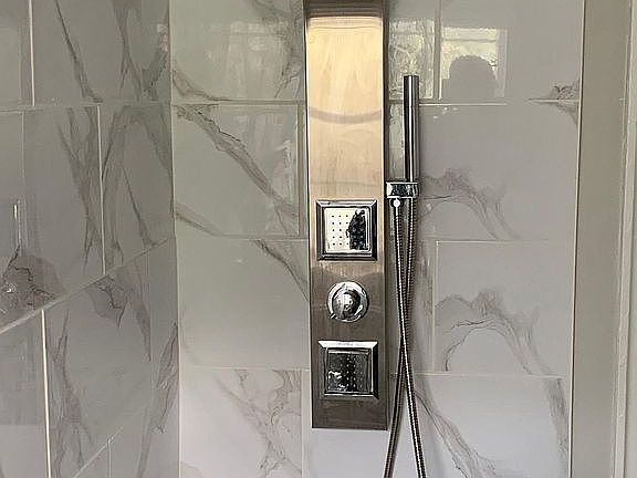 Bathroom / shower
