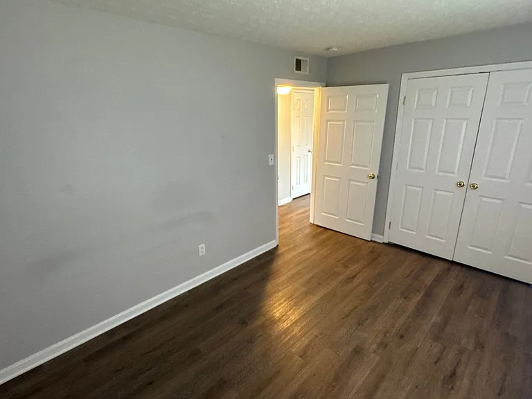 4105 Blue Lick Ct #4 — Photo 11