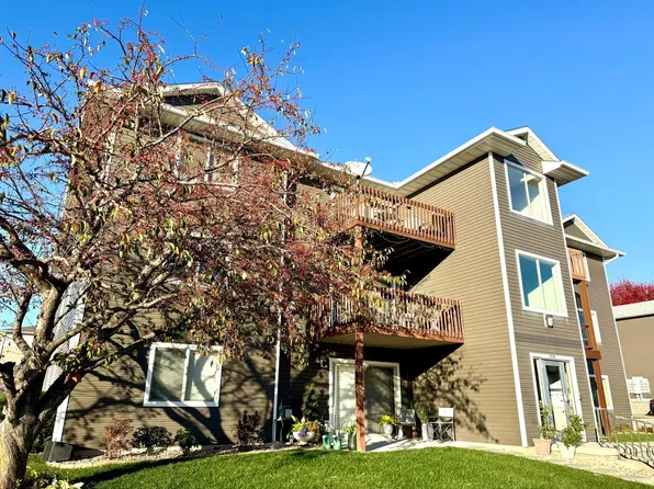 4706 Chadwick Rd Unit 5, Cedar Falls, IA 50613