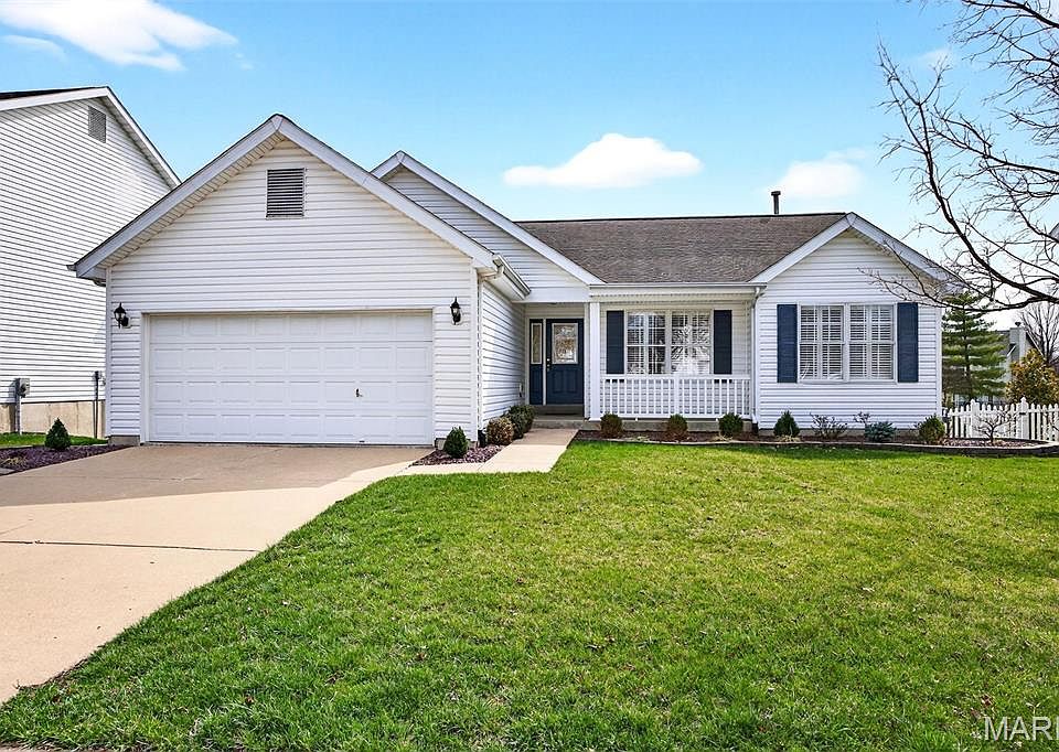 1st image of 615 Thornridge Dr