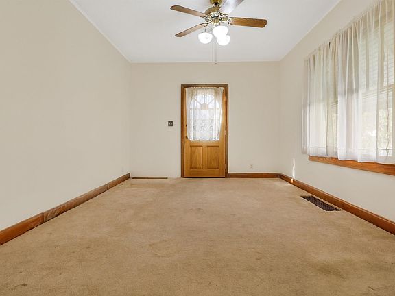 4th image of 2519 N Heidelbach Ave