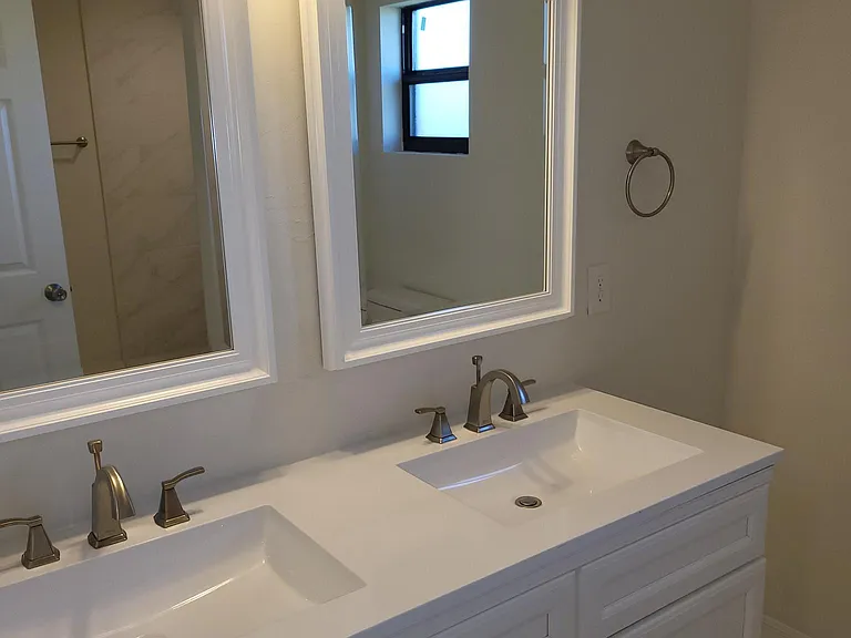 1001 NE 7th Ave — Photo 7