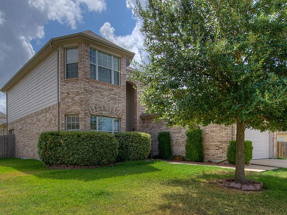 3rd image of 21013 Penny Royal Dr