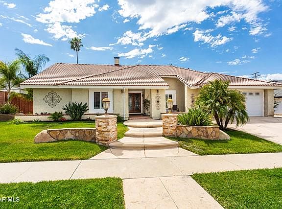 2nd image of 13432 Bonita Heights St