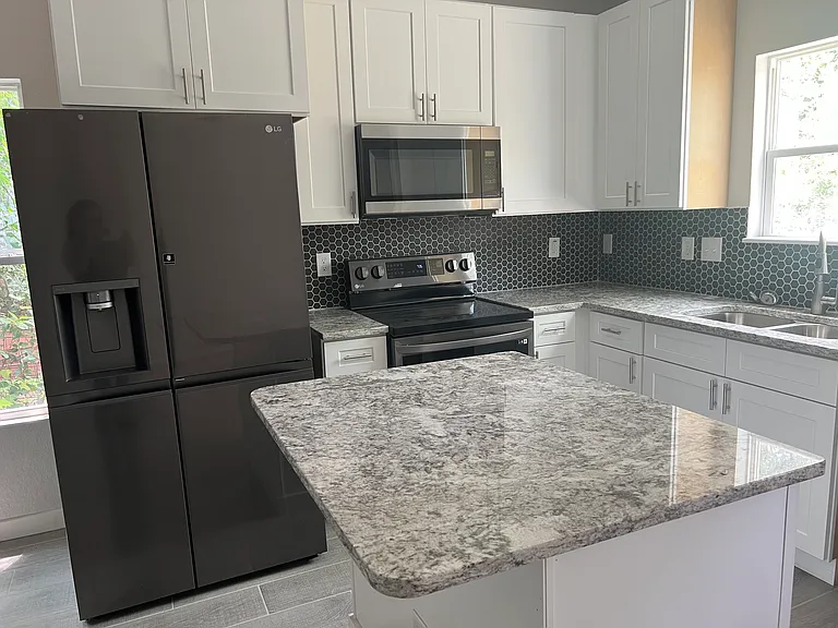 322 Vine St #102 — Photo 10
