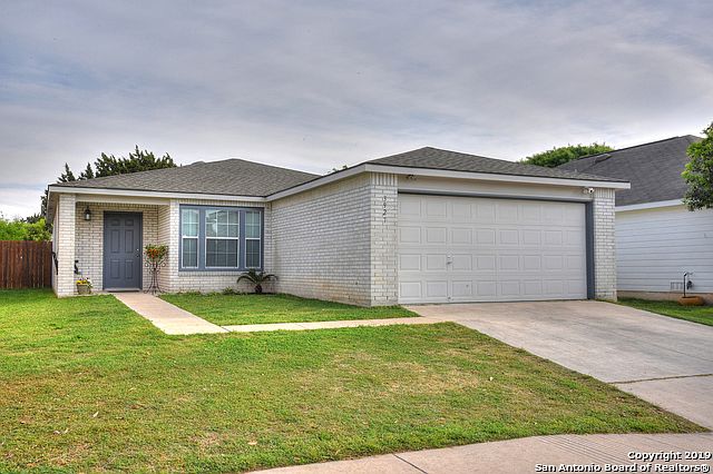 1st image of 3927 Wisteria Way