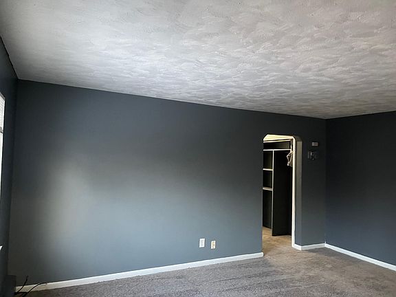 3rd image of 8279 Schaefer Hwy #21
