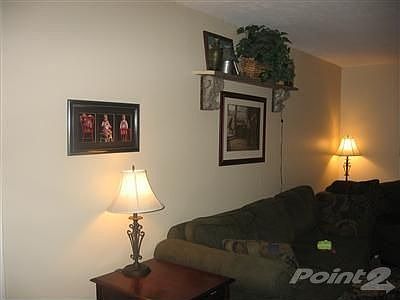 2nd image of 125 Rainbow Dr