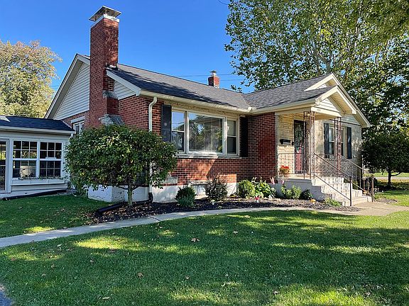4th image of 488 Kathryn Dr