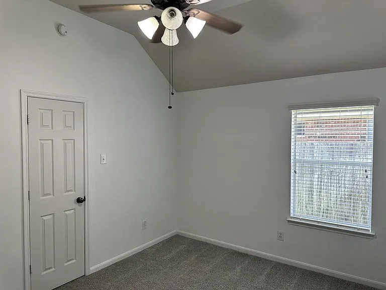 5114 Raven Forest Ln — Photo 32