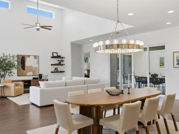 2704 Oak Park Dr, Austin, TX 78704