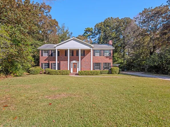 2518 Killarney Way, Tallahassee, FL 32309