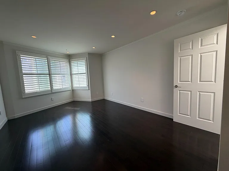 2050 Divisadero St #3 — Photo 47