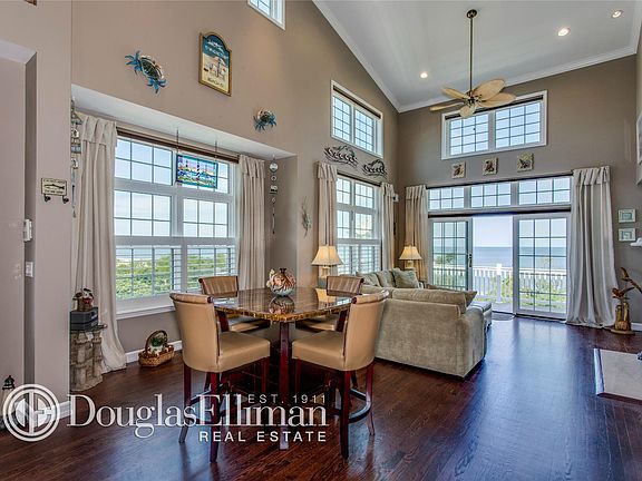 4th image of 61 Dune Dr