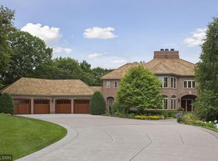 40 Gideons Point Rd, Tonka Bay, MN 55331