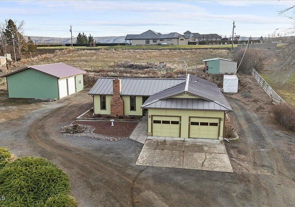 1st image of 10802 Zier Rd