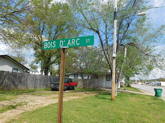 4th image of 140 & 148 W Main; Bois D Arc; 141 #20-149