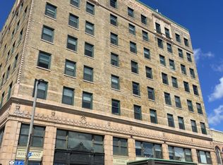 204 N 8th St #602, Manitowoc, WI 54220