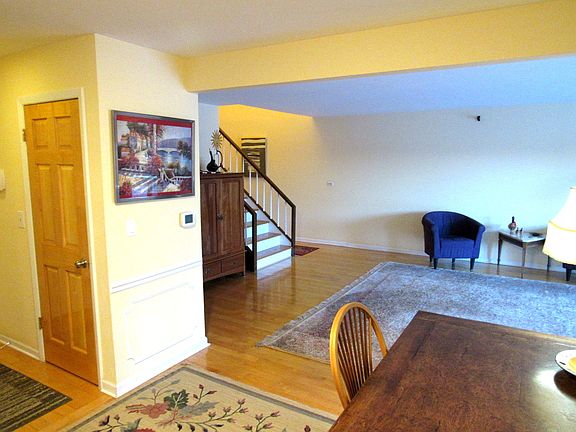 4th image of 1828 Wildberry Dr #5