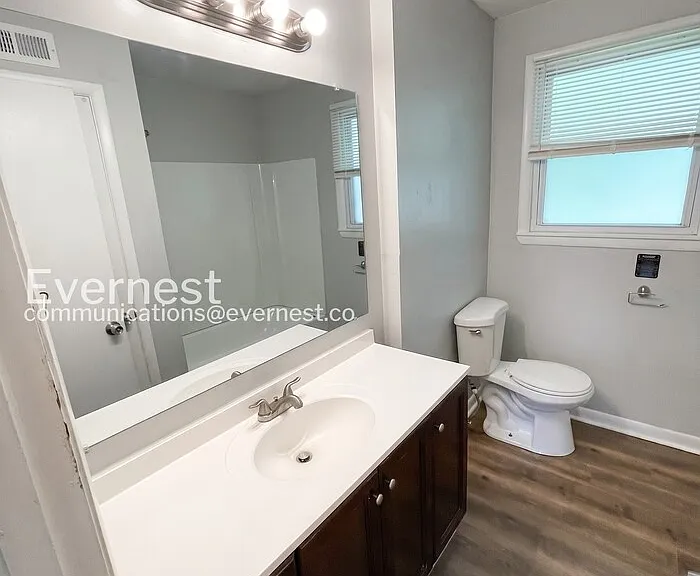 109 Shirley Dr — Photo 9