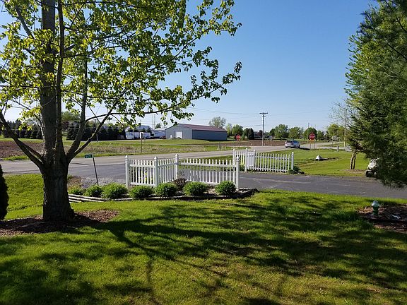 4th image of N1672 Julius Dr