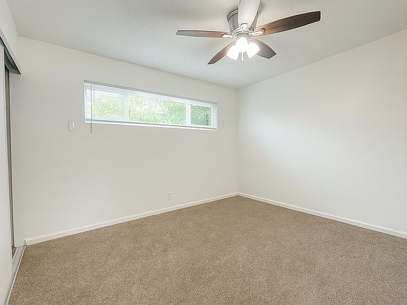 4th image of 218 W Carroll Ave #212-1/2