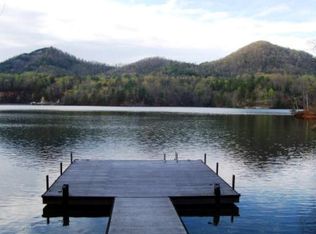 126 Longview Ln, Tuckasegee, NC 28783
