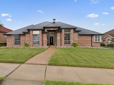 720 Evergreen Dr, Hurst, TX, 76054