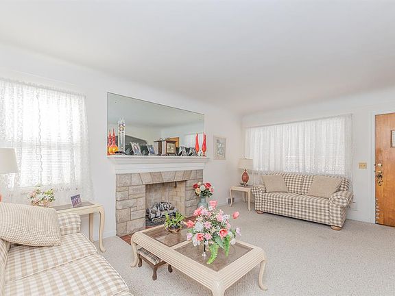 4th image of 3444 Camellia Ct