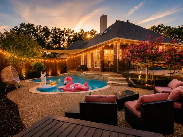 2416 McCarran Dr, Plano, TX 75025