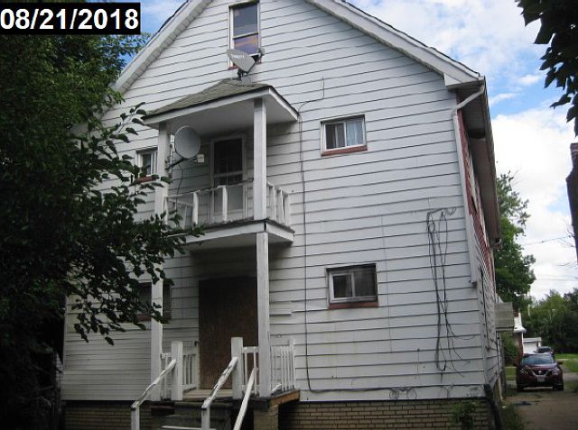 2nd image of 3316 E 139th St